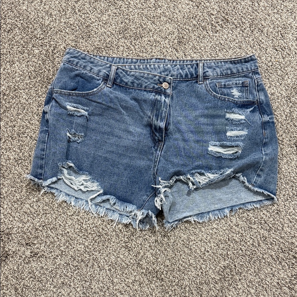 Trendy Blue Distressed Jean Shorts